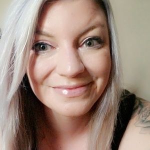 Meet your Posher, Donya